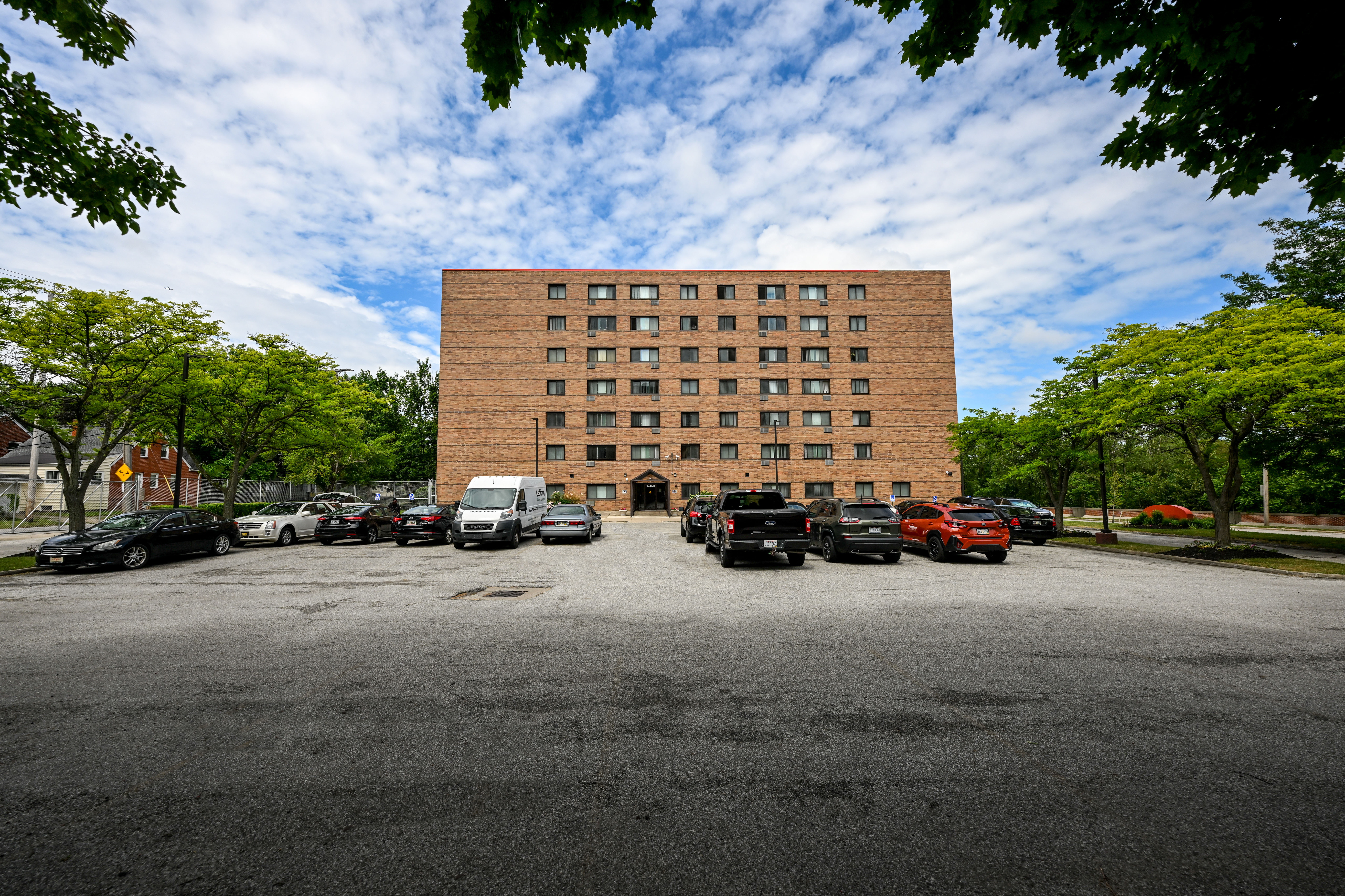 Kappa House Plaza Apartment Building